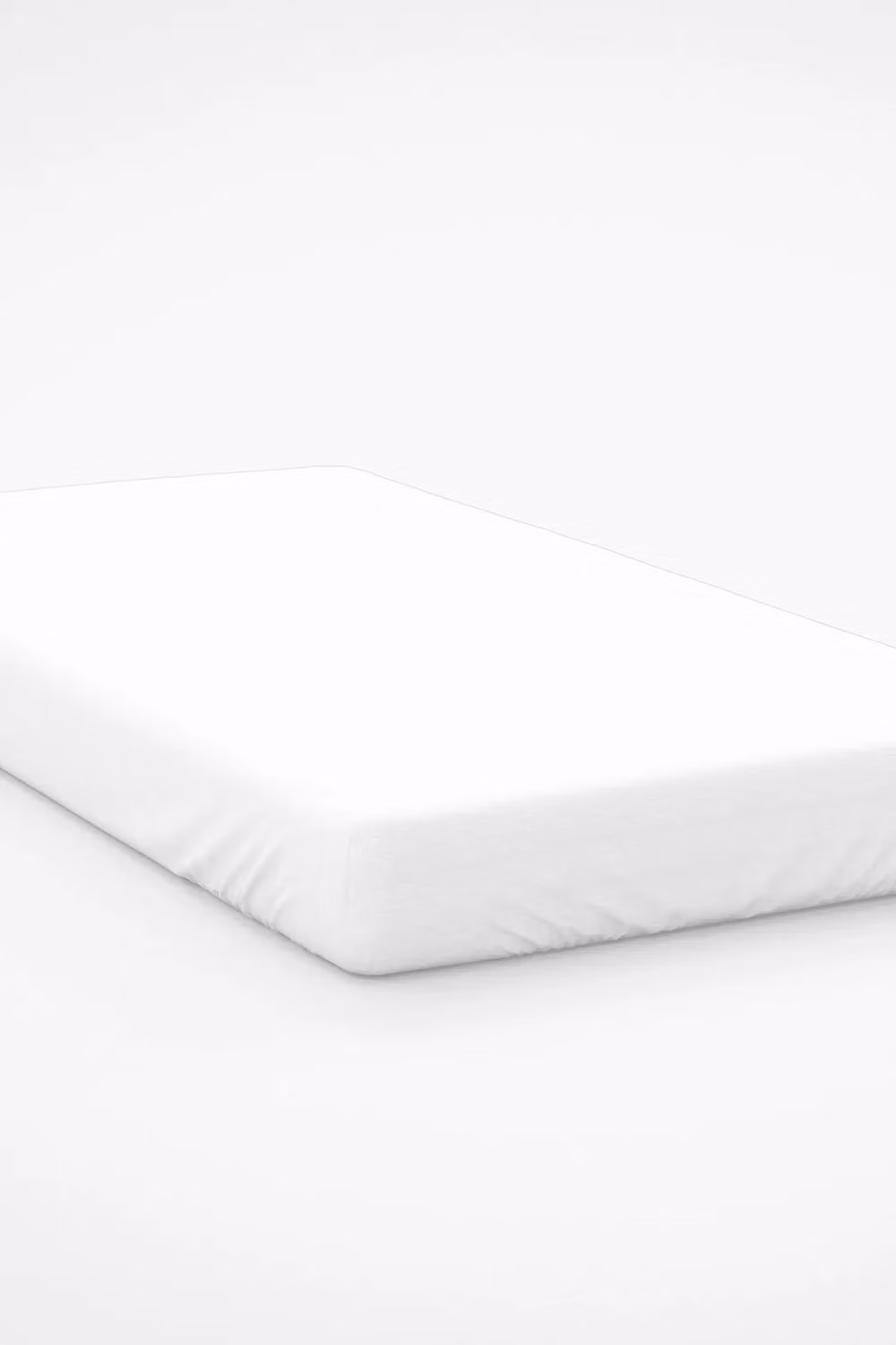 Belledorm Easy Care 200 Thread Count Cotton Polyester Percale Fitted Sheet in White, Size: Small Double – 2