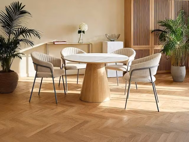 Vente-unique Round Ceramic and Ash Veneer Dining Table for 4 in White Marble and Light Oak, Diameter: 120 cm, Height: 75 cm