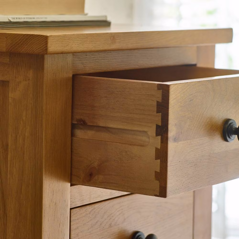 Cheshire Kingsley 7 Drawer Chest in Brown Oak – 3