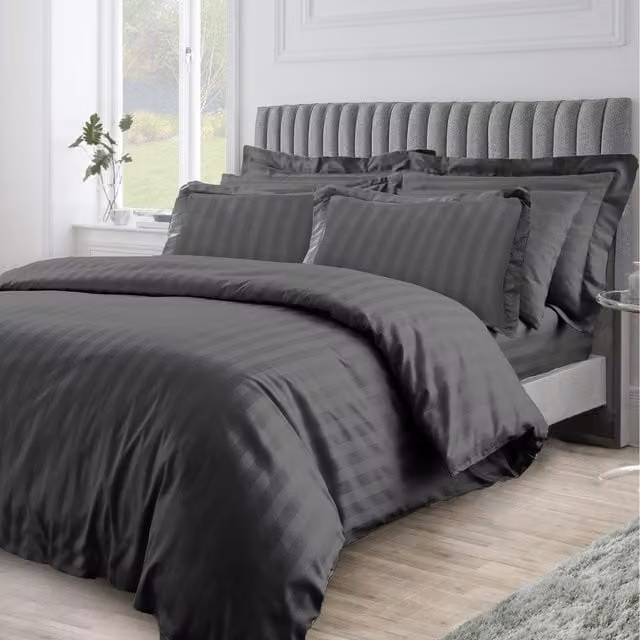 Velosso Black Striped Microfibre Duvet Cover and Pillowcase Set, W: 140 cm, L: 200 cm
