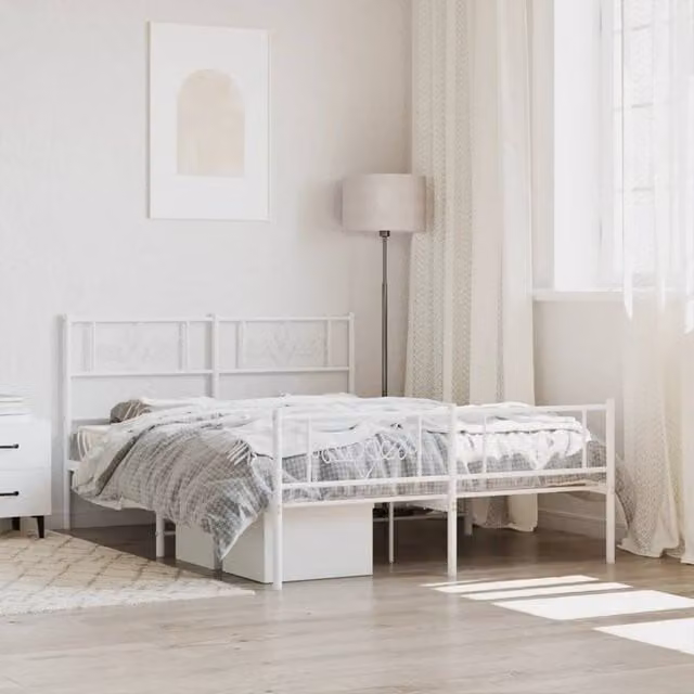 Berkfield Home Metal Bed Frame with Headboard and Footboard in White, W: 135 cm, L: 190 cm – 1