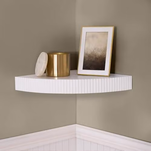 OHS Modern Ribbed Wooden Corner Shelf, Wall Mounted Storage Organiser in Cream