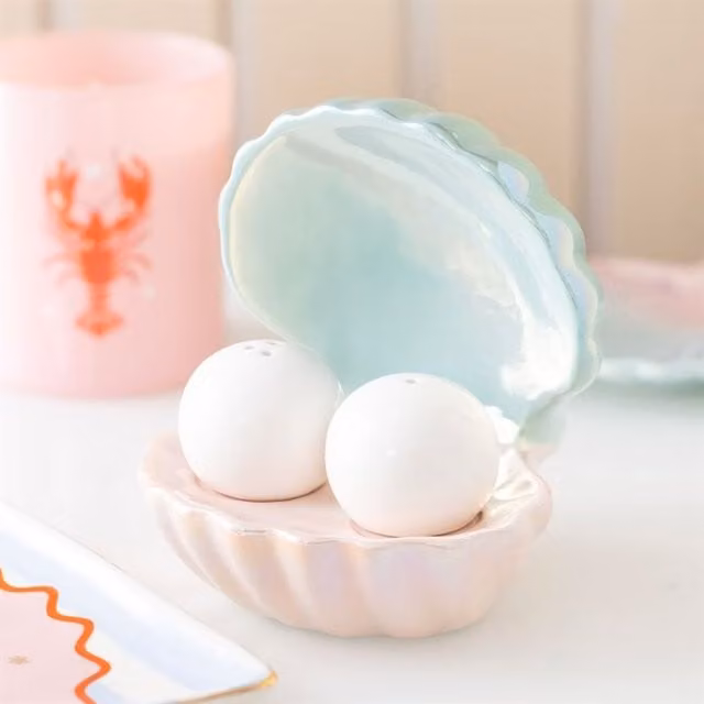 KDMK White Ceramic Pearl Clam Shell Salt and Pepper Shakers with Stand