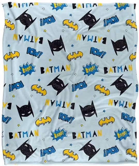 DC Comics Batman Sketch Icons Blanket in White, W x D: 152 x 127 cm