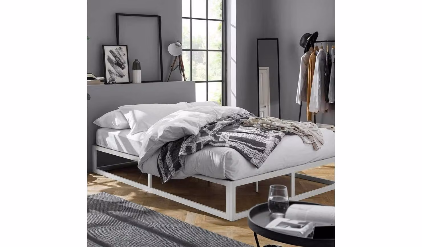 Modern White Metal Single Bed Frame W/D/H: 90 x 190 cm