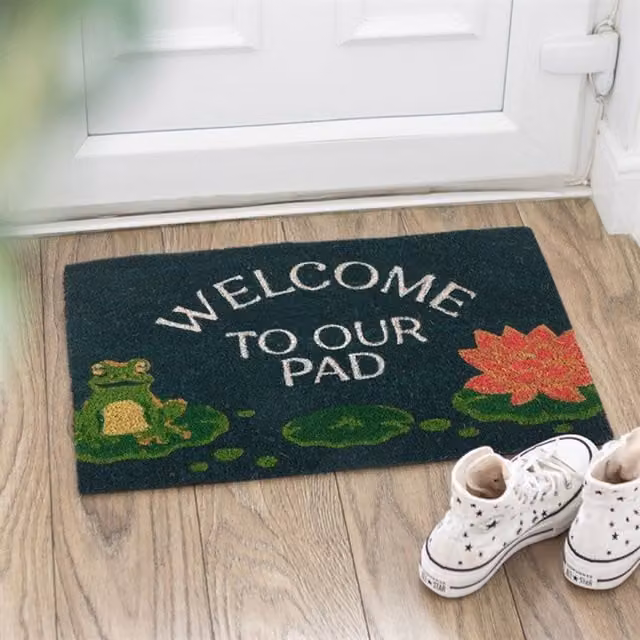 KDMK Welcome to Our Pad Coir Doormat with Frog and Lily Pad Design in Dark Green and Blue
