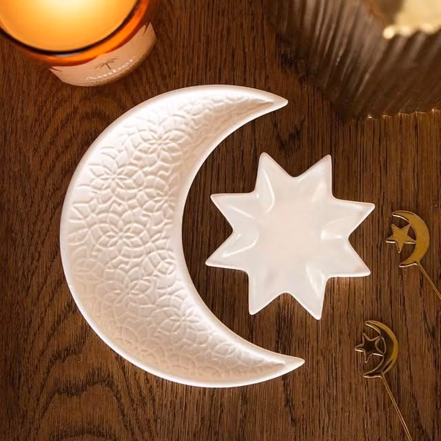 Uniqueful Crescent Moon and Star Ceramic Trinket Dish in Beige – 1