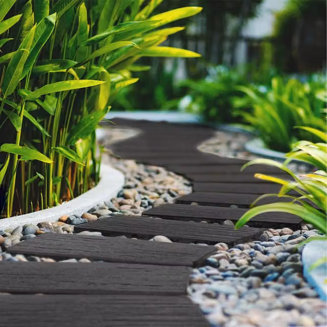 Nicoman Railroad Rubber Stepping Stone in Grey