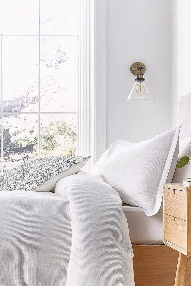 Murmur Greta Reversible Cotton Percale Oxford Pillowcase in White