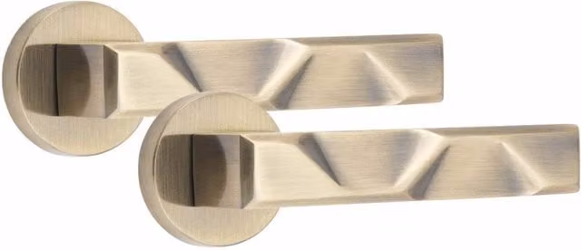 Golden Grace Polished Brass Door Handles in Gold and Bronze