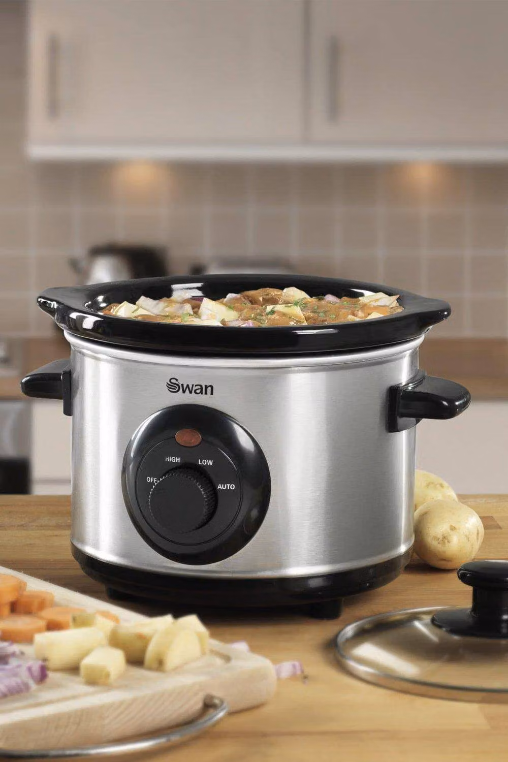 Swan 1.5 Litre Stainless Steel Slow Cooker with Keep Warm Function, 120W, Silver – 8