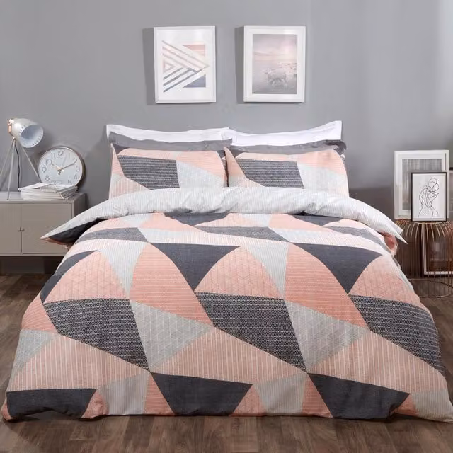 Dreamscene Reversible Pink Textured Geometric Duvet Cover Set with Pillowcases, W: 200 cm x D: 200 cm