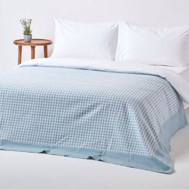 Homescapes Cotton Gingham Check Woven Throw in Beige and Blue, 200 x 254 cm