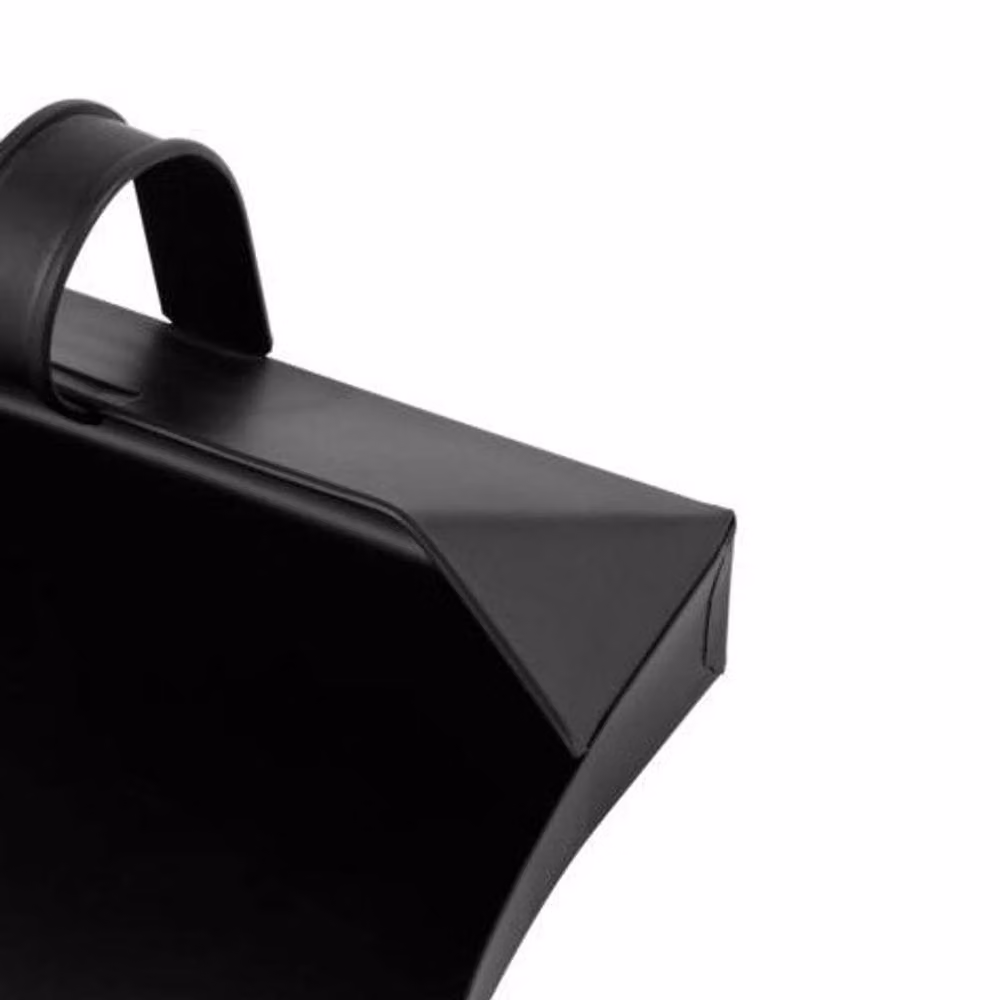 Groundsman Metal Dustpan in Black – 2