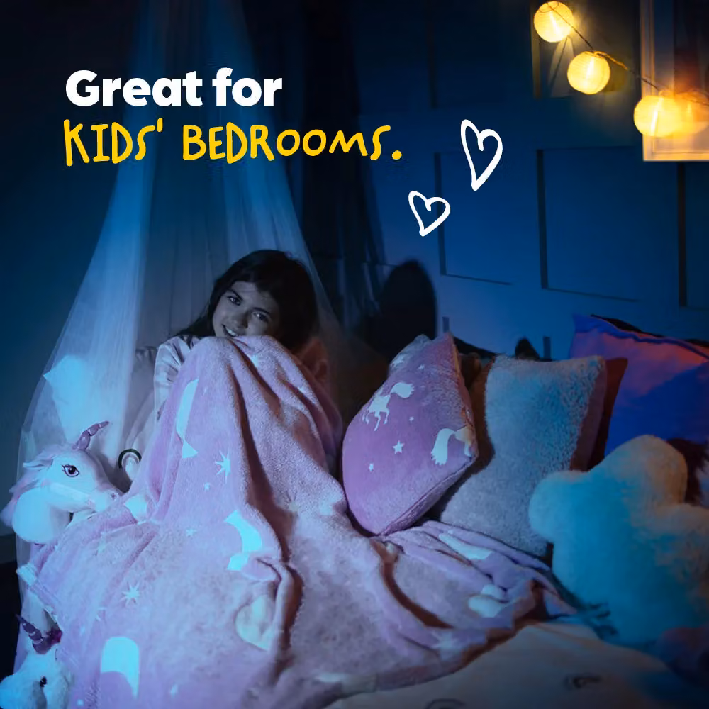 Wicked Gizmos Unicorn Glow in the Dark Pink Fleece Cushion – 3