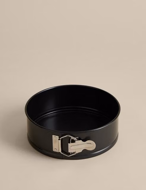 M&S Non-Stick Carbon Steel 8 inch Round Springform Cake Tin, Charcoal Black/Grey