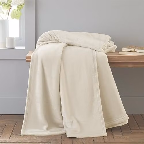 Catherine Lansfield Raschel Velvet Touch Blanket Throw in Beige, W: 200 cm, H: 240 cm – 1
