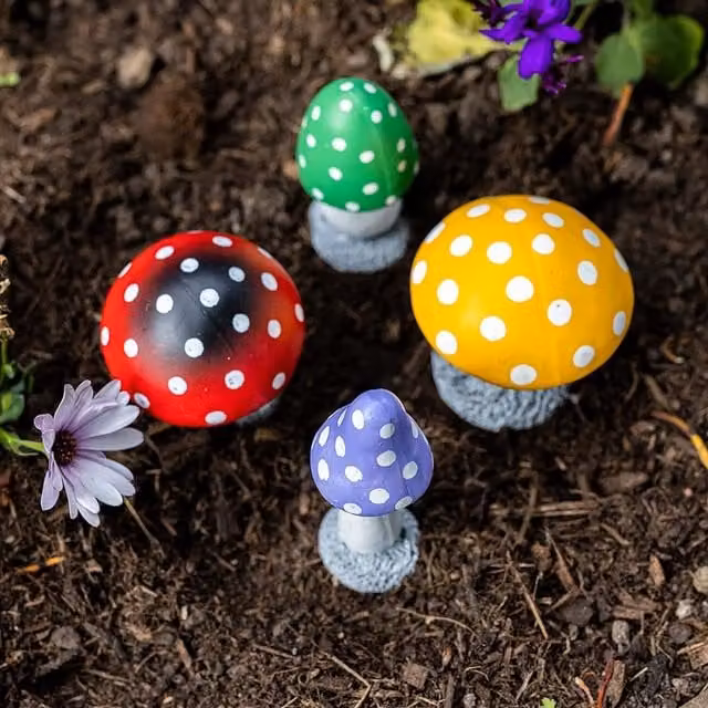Garden Mile 4-Piece Multicoloured Dotted Toadstools in Resin