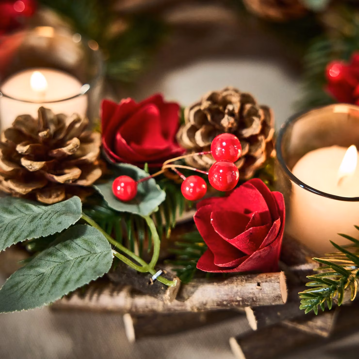 Dibor Christmas Roses Red Table Centrepiece Tealight Holder, 30 cm – 3