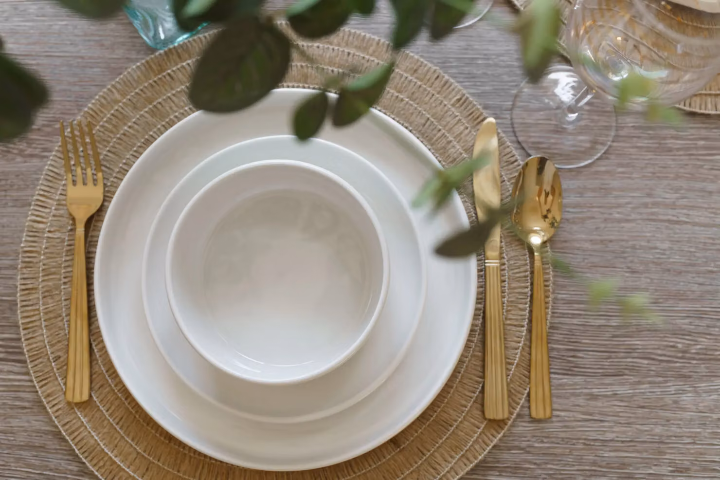 Mikasa Camberlie 12-Piece White Porcelain Dinner Service – 3