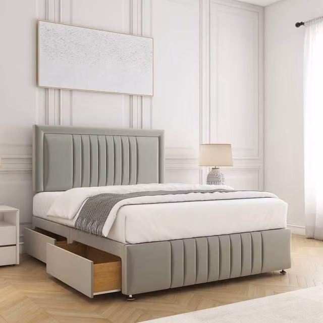 BSSPOKE Lily Plush Velvet Divan Bed with 24 inch Headboard, Footboard, 4 Drawers and Mattress in Silver, W/D/H: 140 x 200 cm