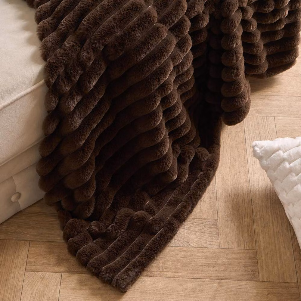 OHS Faux Fur Ribbed Fleece Throw Blanket in Chocolate Brown, W/D/H: 200 x 240 cm – 2