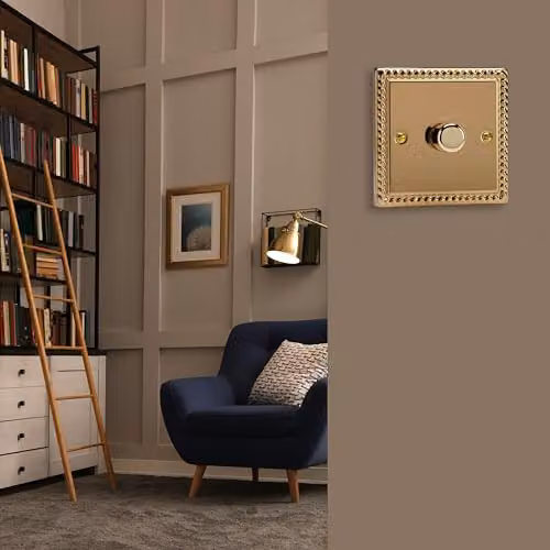 Varilight Classic Georgian 1-Gang 400W Push On/Off 1 or 2 Way Rotary Dimmer in Polished Brass – 2