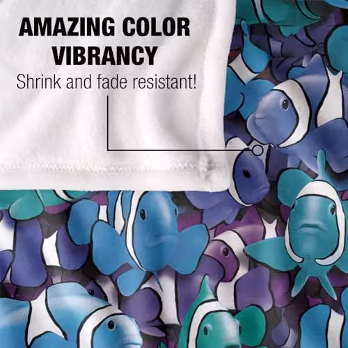 JQ Licensing Royce Mcclure Grape Clown Fish Pattern Super Soft Fleece Throw Blanket, Multicolour, W: 91 cm, D: 147 cm – 3