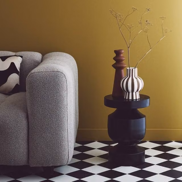 sweeek Black Metal Geometric Side Table with Round Top, H 75.0 x W 30.5 x D 30.5 cm – 1