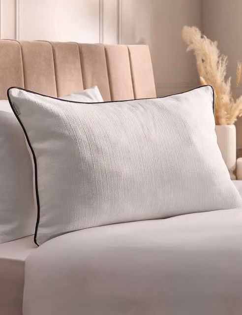 Silentnight Hotel Collection Prestige Hollow Fibre Pillow, White