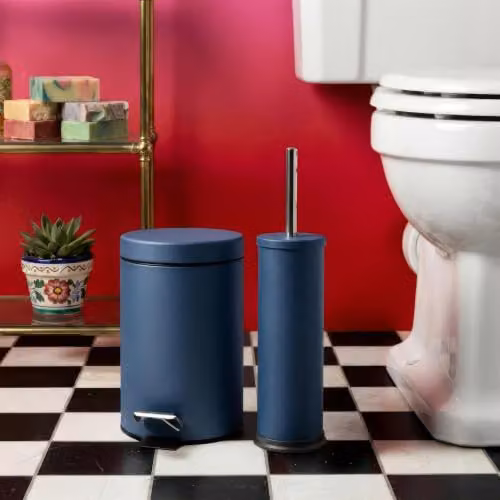 Harbour Housewares 3L Round Stainless Steel Pedal Bin with Removable Inner Bucket in Blue – 4