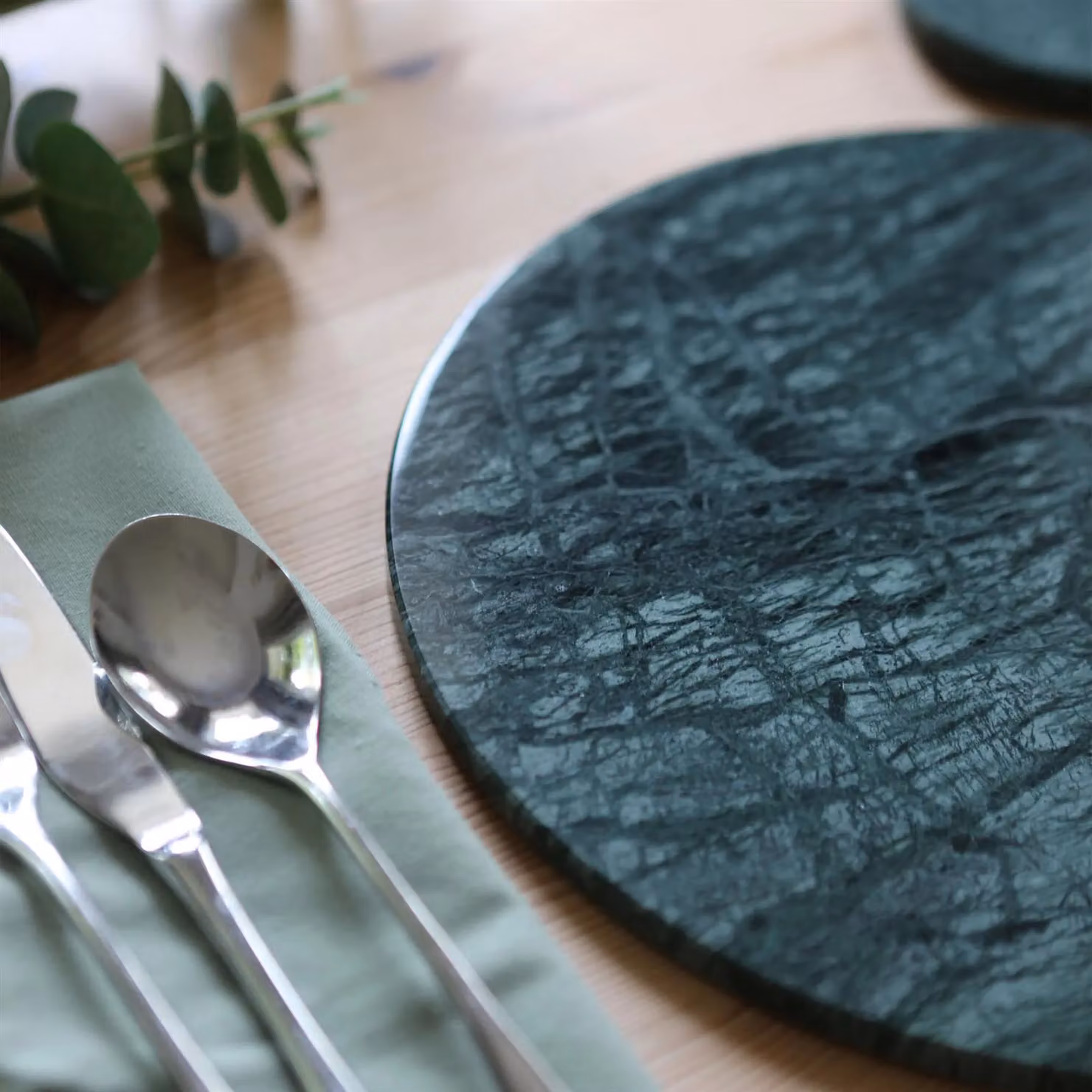 Argon Tableware Green Marble Round Placemats and Square Coasters Set – 2