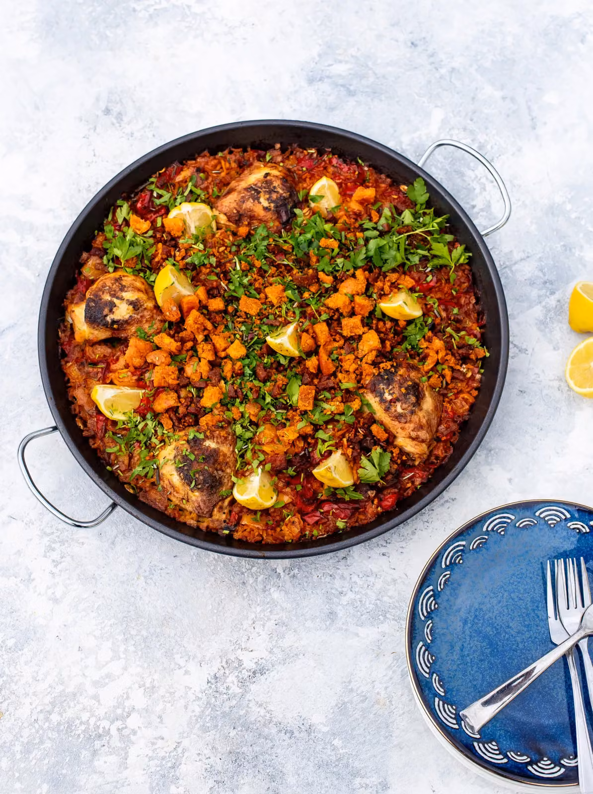 KitchenCraft Mediterranean Non-Stick Carbon Steel Paella Pan, Grey, Diameter: 32 cm – 3