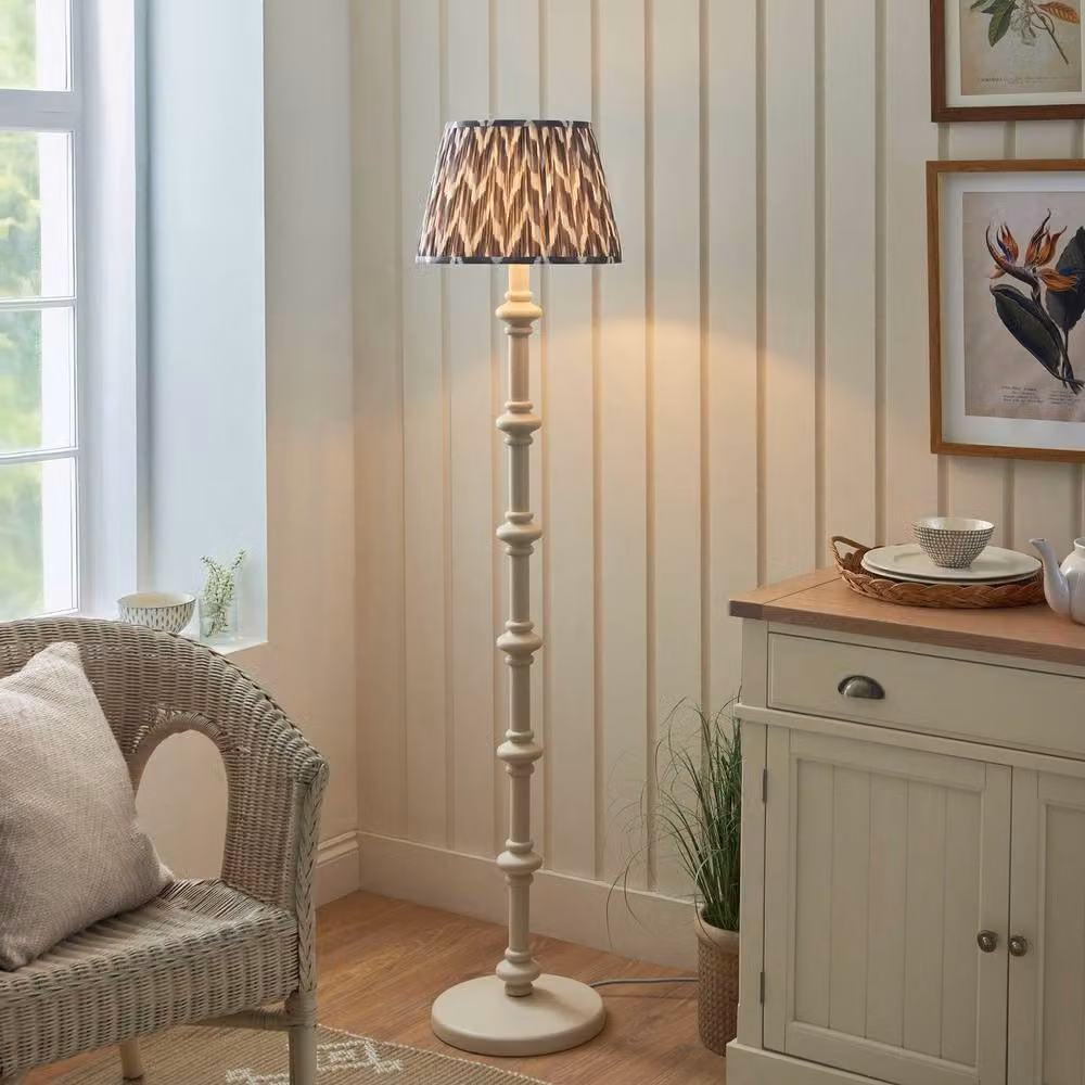 Netlighting Carnaby Almond White Floor Lamp with Grey Fabric Zigzag Shade and Brass Details – 2