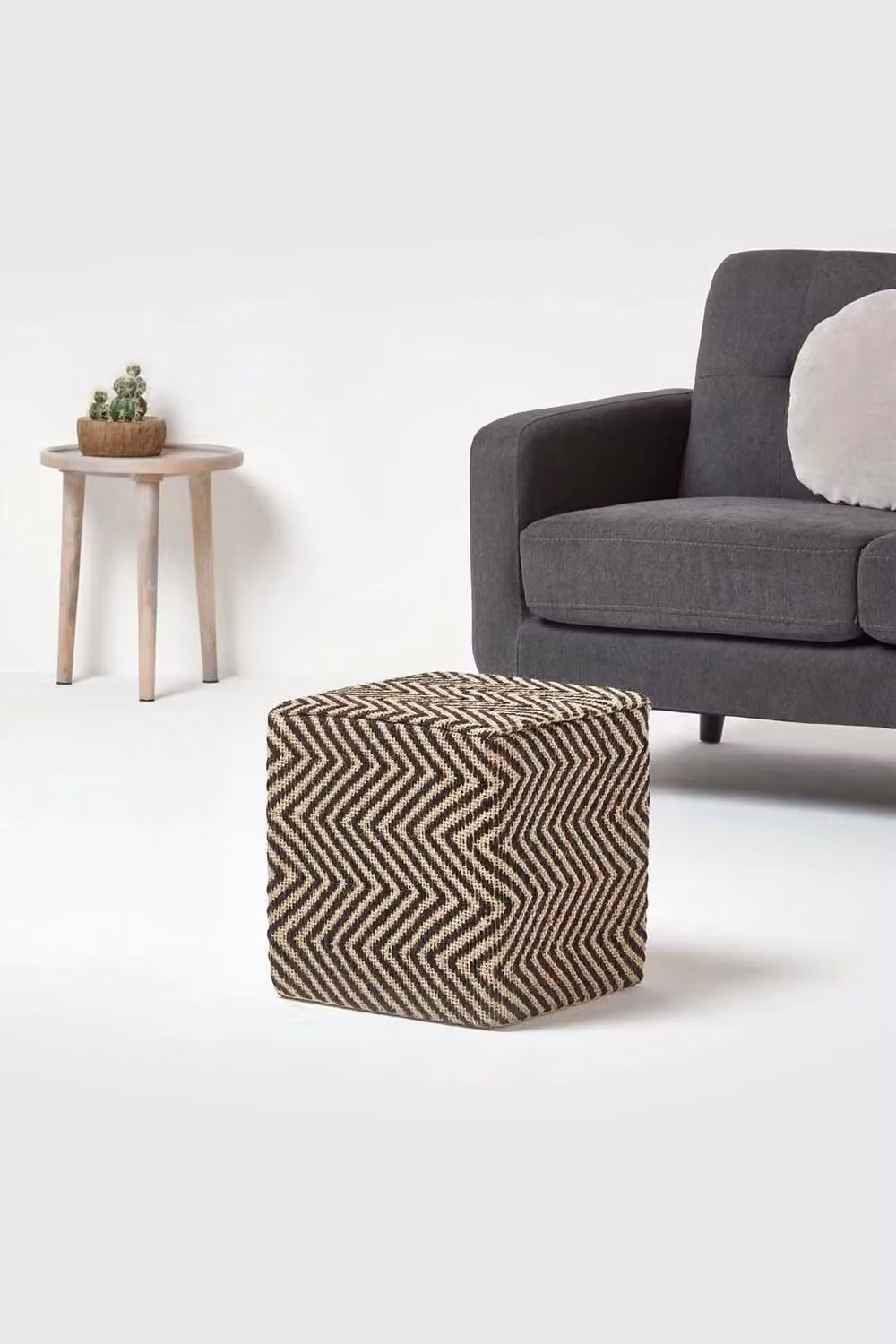 Homescapes Herringbone Jute Cube Pouffe in Black and White – 2
