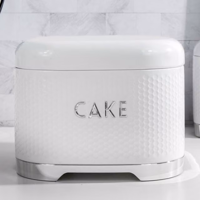 KitchenCraft Geometric Cake Tin in White