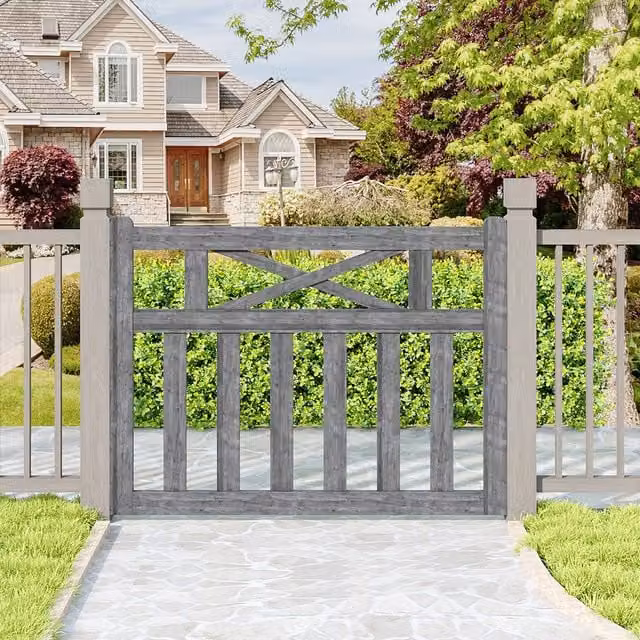 Livingandhome Outdoor Timber Single Crosshead Garden Gate in Grey, W: 120 cm, H: 90 cm