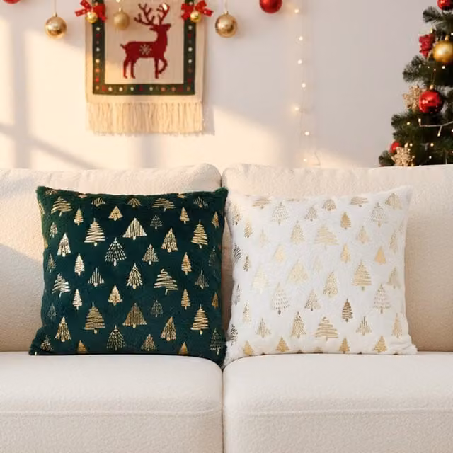 Livingandhome 2 Pack Single Sided Christmas Themed Square Throw Pillows in Green, White and Gold