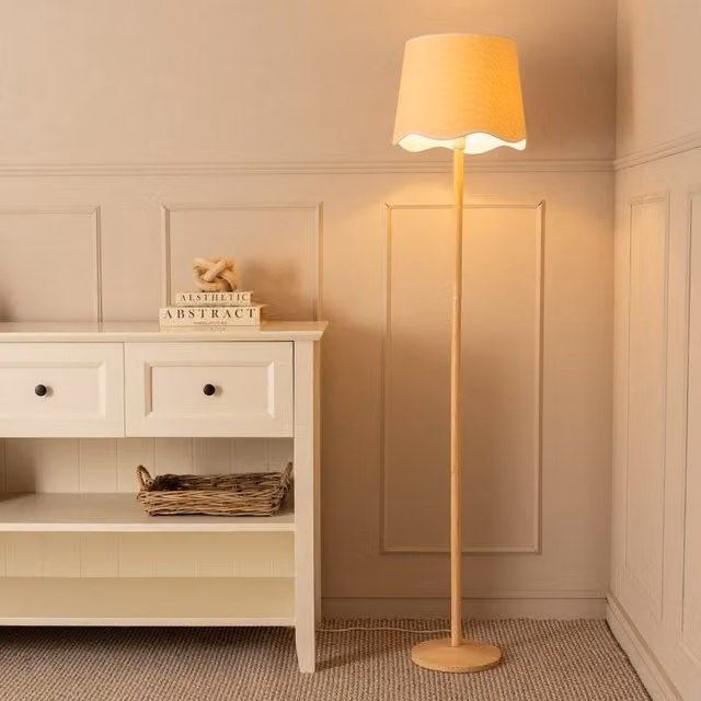 ValueLights Triston Natural Wood Floor Lamp with White Scallop Trim Fabric Shade – 2