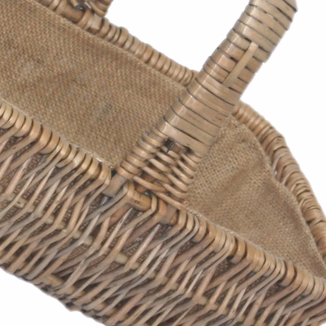 Red Hamper Wicker Rectangular Garden Trug in Red and Brown, W/D/H: 19.0 x 10.0 x 19.0 cm – 2