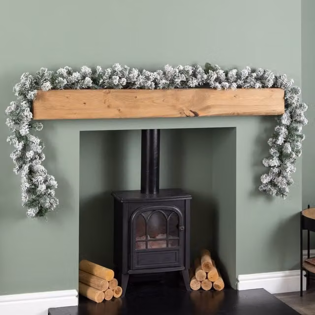 Samuel Alexander 2.7m Green Snow Flocked Christmas Garland with 190 Tips – 1