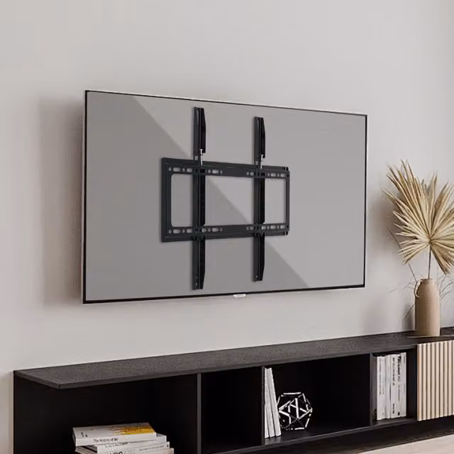 Livingandhome Black Wall Mounted Metal TV Bracket