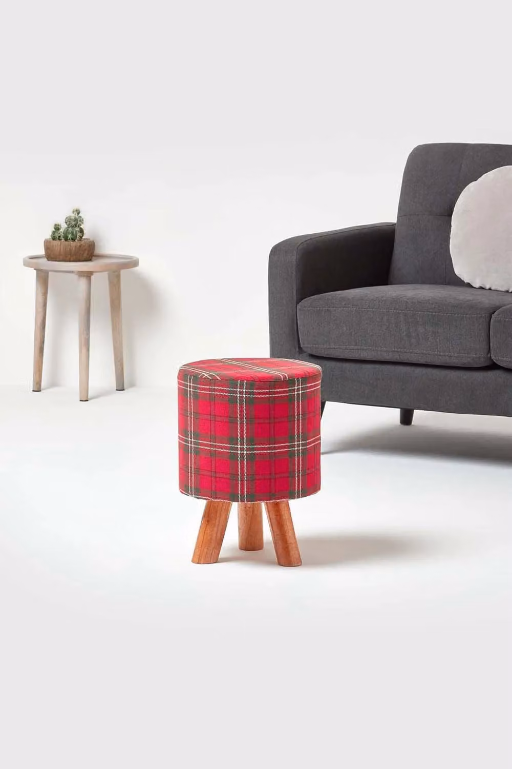 Homescapes Red Checked Tartan Fabric Footstool with Wooden Legs – 2