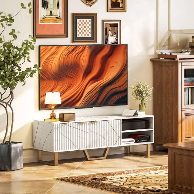 HOMCOM Modern TV Unit with Open Shelves and Storage Cupboard in White and Gold