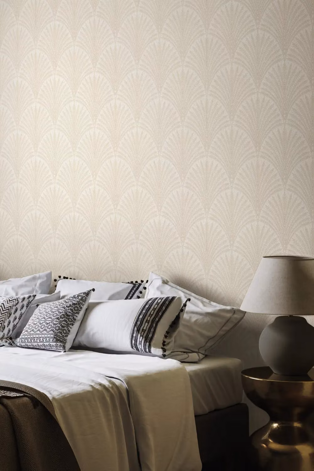 Hoopla Walls Leaf Fan Sky Wallpaper in Natural Sand and Beige Botanical Floral Design – 2