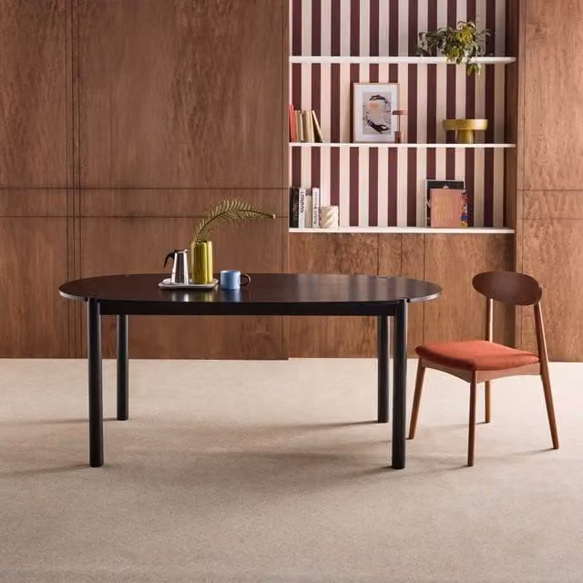 sweeek Modern Oval Rubberwood Dining Table in Black, W: 180 cm, H: 75 cm, D: 90 cm – 1