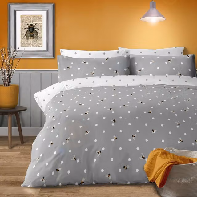 Bellissimo Bees Reversible Polycotton Duvet Cover Set in Yellow, Grey and White, W/D/H: 140 x 200 cm