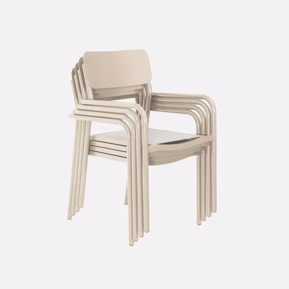 sweeek Set of 4 Stackable Aluminium Garden Chairs in Beige – 2