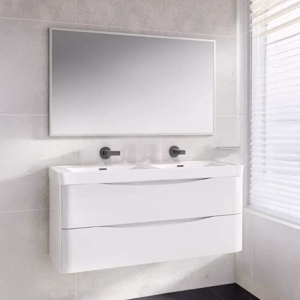 PAWNORA Modern Rectangular Wall Vanity Bathroom Mirror in Silver, W: 80 cm, H: 70 cm
