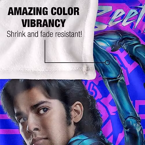 Warner Bros. Blue Beetle 2023 Neon Glare Super Soft Fleece Throw Blanket, Blue and Multicolour, W: 91 cm, D: 147 cm – 3
